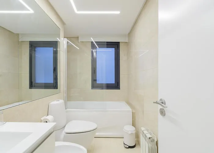 Premium El Corte Ingles-parking Apartmán *